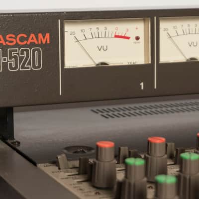 Tascam M520 20/8/2/16 vintage analog mixing console with power supply, and cable image 2