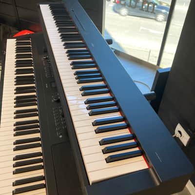 Yamaha P-225 88-key Digital Piano 2023 - Present - Black image 1