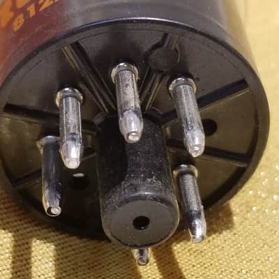 Sylvania Perfect Match Pair (2) 5881 6L6WGB Side Getter tNOS AT1000 TESTED Vacuum Tubes Matched Pair rugged 6L6 Beam Power Tetrode 1954-1963 image 6