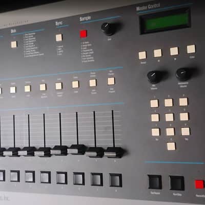 E-MU SP-1200 1998 Reissue Drum Machine Sampler – Excellent – Original Screen + OS Disks image 12