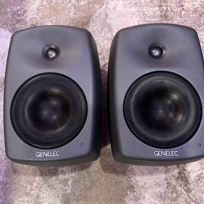 Genelec 8340A SAM 6.5" Powered Studio Monitor (Pair) Gray image 3