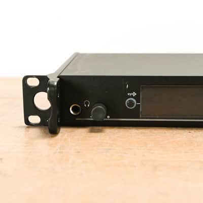 Sennheiser EM 2050 Dual-Channel Wireless Receiver Aw Range: 516-558 MHz CG01230 image 4