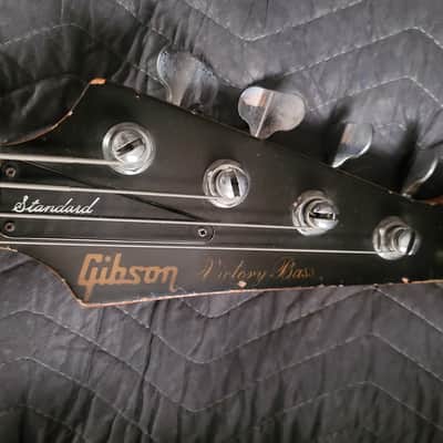 Gibson Victory Standard Bass 1981 - Candy Apple Red with OHSC image 4