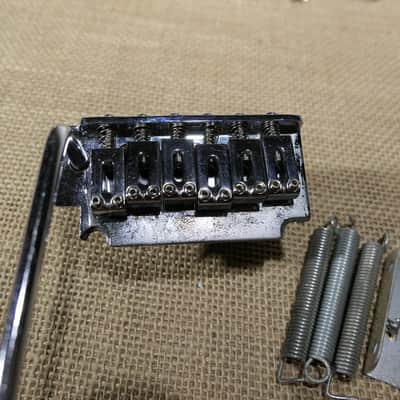 Tremolo Chrome, Genuine 2004 Squier Standard Stratocaster Same Day Shipping #DS16 image 3