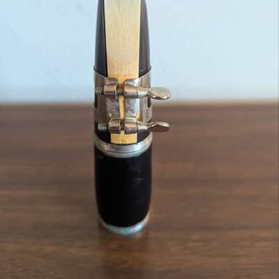 Artley 17S Bb Clarinet, with case image 8