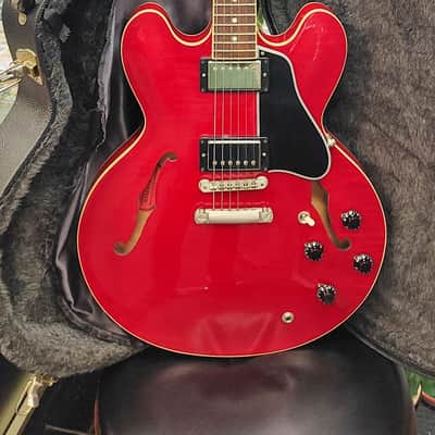 Gibson ES-335 Dot Reissue Semi-Hollow Electric Guitar - 2006 Cherry image 1
