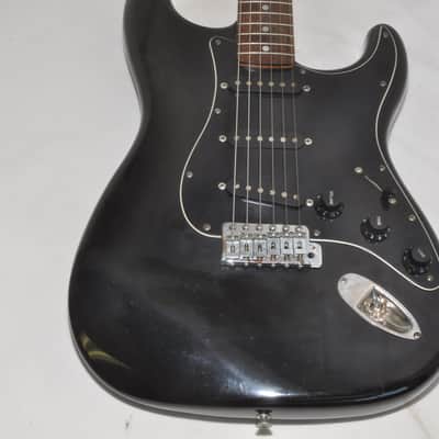Fender Japan Squier ST72 Large Head Black Electric Guitar Ref No 7210 image 3