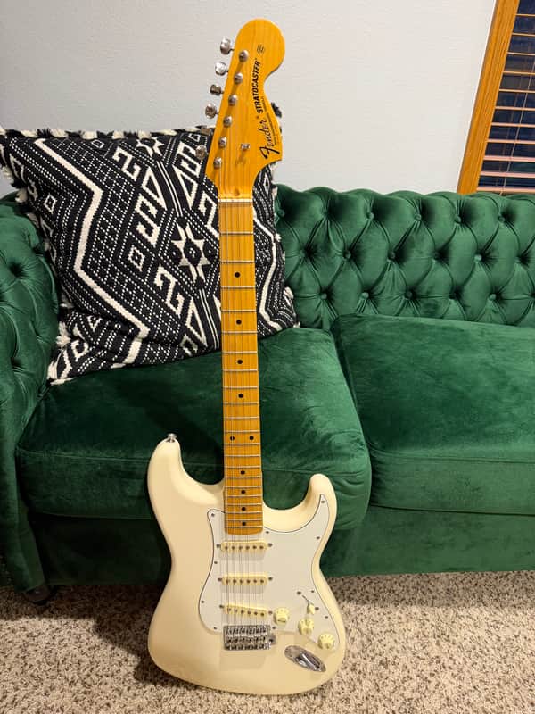 Fender JV Modified '60s Stratocaster 2022 - Present Olympic White