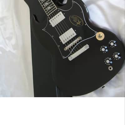 Gibson Angus Young SG Artist Proof one of 12 made ! image 4