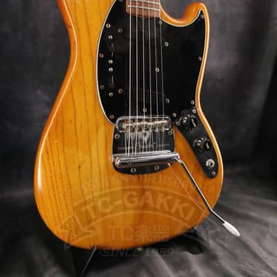 Fender 1978 Mustang image 5