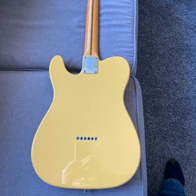 Fender Britt Daniel Telecaster Thinline 2019 - Present - Amarillo Gold image 4