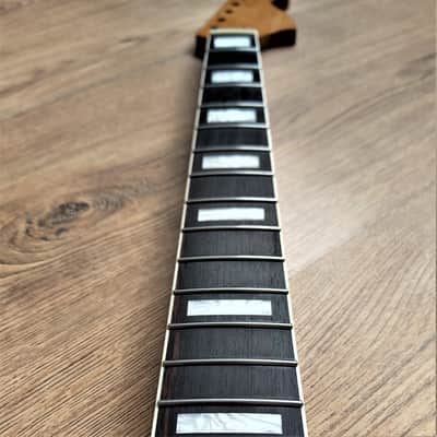 Stratocaster Compatible Rosewood and Roasted Maple Guitar Neck 70s Large Headstock with Pearl Inlays image 10
