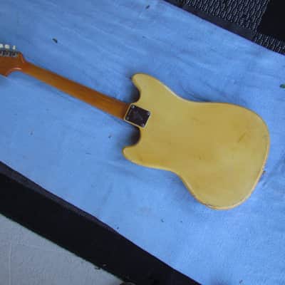 1967 Fender Mustang Worn But Cool Yellowed Out White Finish With Original Case Vintage Fender Mustang White & Worn image 3