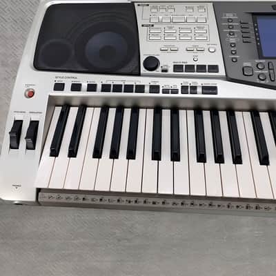 Yamaha PSR2000 ā
RARE from 2000sā
Professional Synthesizer / Keyboard ā
Cleaned & Full Checked image 3