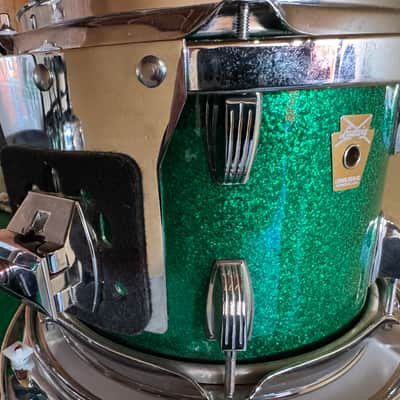 Bryan Hitt's REO Speedwagon 2000s Ludwig Classic Maple With Complete Hardware - Green Sparkle image 3