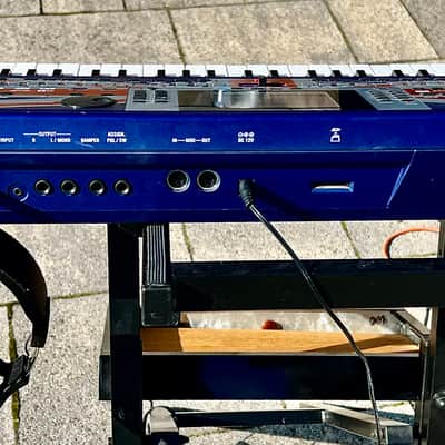 Korg Liverpool 61-Key Arranger with Lennon and McCartney Beatles Songs 2010s - Blue/Union Jack image 9
