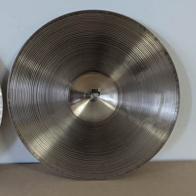 Zildjian Avedis light hi-hats 1970s image 17