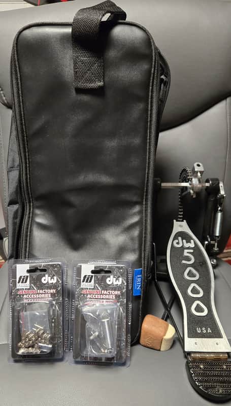 DW 5000 Series Single Bass Drum Pedal, With Irin Case, New DW Replacement Chain And Spring, In Packages image 1