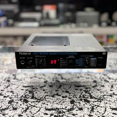 Roland JV-1010 64-Voice Synthesizer Module