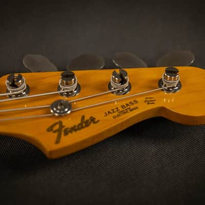 Fender Jazz Bass 62 RI 1989 - 3-Tone Sunburst image 19