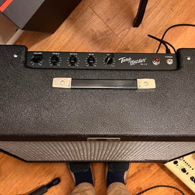 Fender Tone Master FR-12 1000-Watt 1x12" Active Guitar Speaker Cabinet 2023 - Present - Black image 2