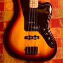 Fender / Squier  Jaguar Sunburst