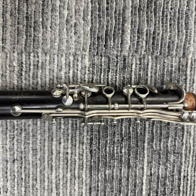 Used Buffet E11 Clarinet image 4