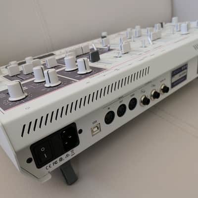 UDO Audio SUPER 6 Desktop - 12-Voice Binaural Analog Hybrid Synthesizer image 10