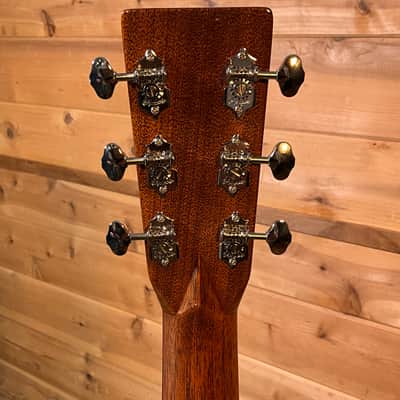 Martin 000-28EC Eric Clapton Signature Acoustic Guitar - Natural image 6