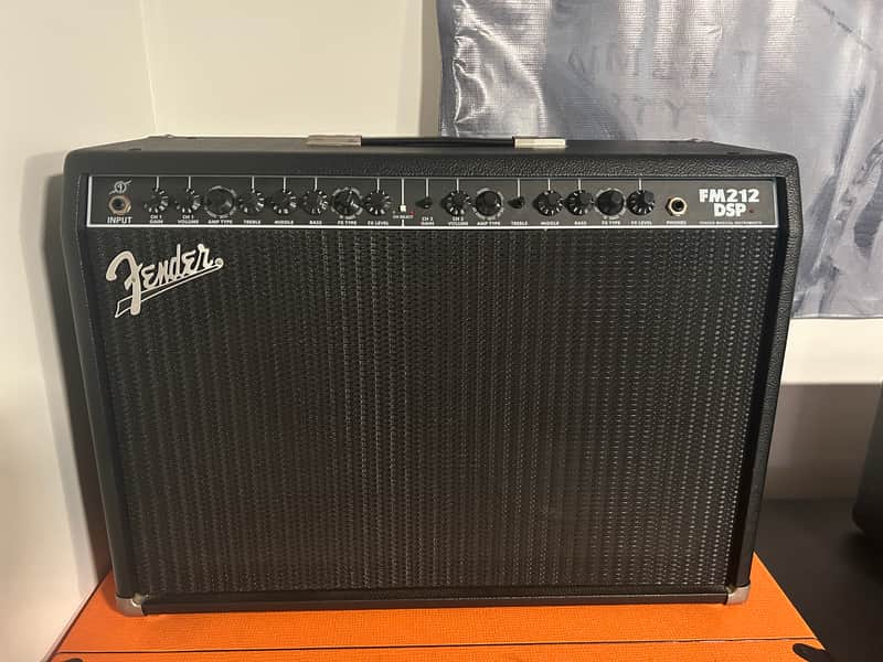 Fender FM 212 DSP 2-Channel 100-Watt 2x12" Solid State Guitar Combo with Onboard Effects 2006 - 2010 - Black image 1