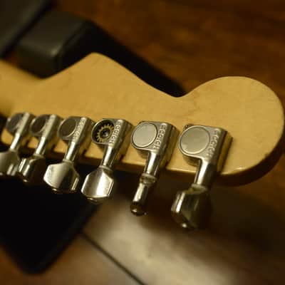 Fender Stratocaster vintage 80's Korean strat - All original, Gotoh tuners, relic, NOT Squier! MIK image 2
