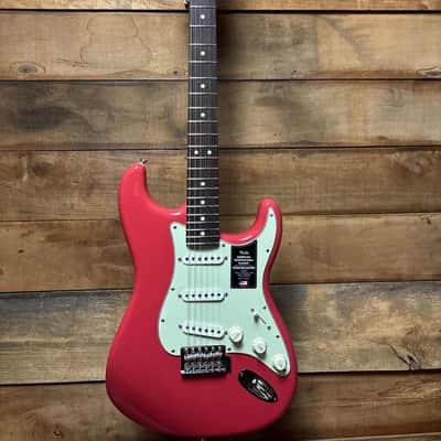 Fender American Pro Classic Strat RW Faded Dakota Red w/bag image 4