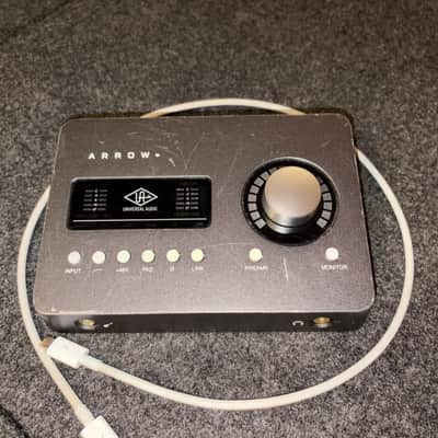 Universal Audio Arrow 2x4 Thunderbolt 3 Interface with Solo DSP