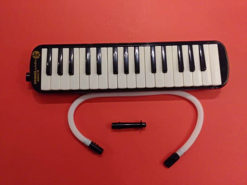 New Hohner Melodica Student 32. With Case image 1