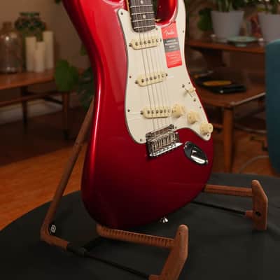 Fender American Professional Stratocaster 2017 – Candy Apple Red, OHSC & Case Candy (NOS Condition) image 7