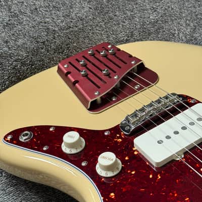 Hardtail Behind Bridge Tuner for Jazzmaster and Jaguar Guitars - Red Anodized image 7