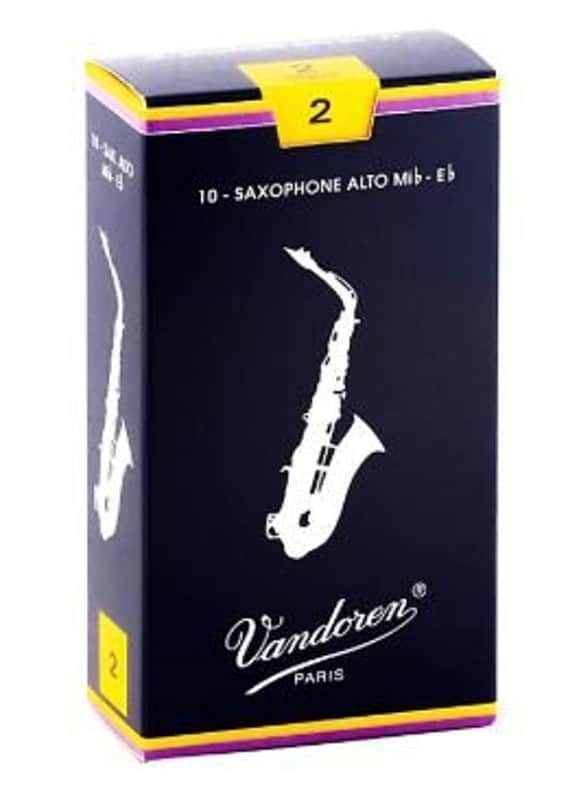 Vandoren Alto Sax Traditional Reeds Strength 2.0 Box of 10 image 1