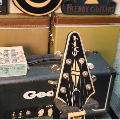 Epiphone Flying V Prophecy 2024 Yellow Tiger Aged Gloss image 14