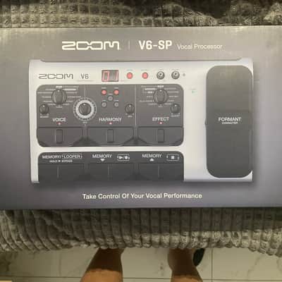 Zoom V6 Vocal Processor 2019 - Present - Silver image 1