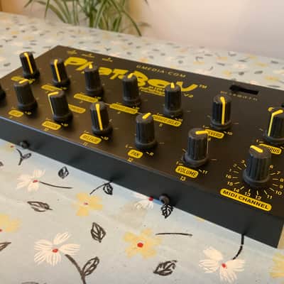 KeyFax / Gmedia Phat Boy V2 MIDI Performance Controller for GS / XG / Roland JV-2080 1010 etc.