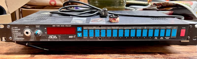 A/DA MB1 90s - Black Metal image 1