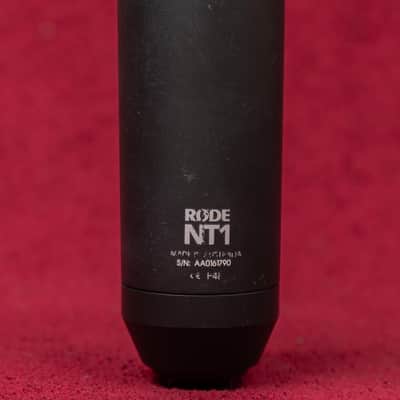 RODE NT-1 4th Gen with Shockmount 2010s - Black image 3