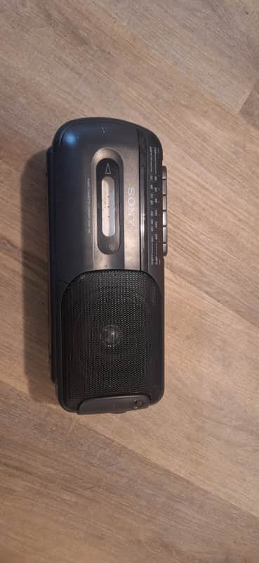 Vtg Sony CFM-155 AM/FM Radio Cassette-Corder Boombox Portable Tested & Working image 1
