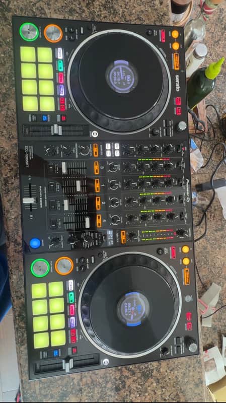 Pioneer DDJ-1000SRT 4-Channel Serato DJ Controller