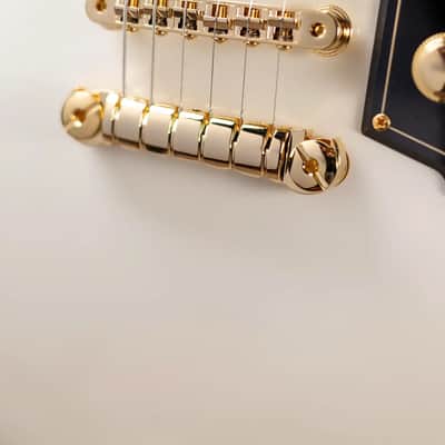 Duesenberg Fantom A Electric Guitar - Aged White with Hardshell Case - Demo image 16