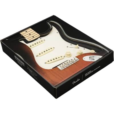 Immagine Fender Pre-Wired Strat Pickguard Custom '69 SSS (Parchment) - Single Coil Pickup for Guitars - 3