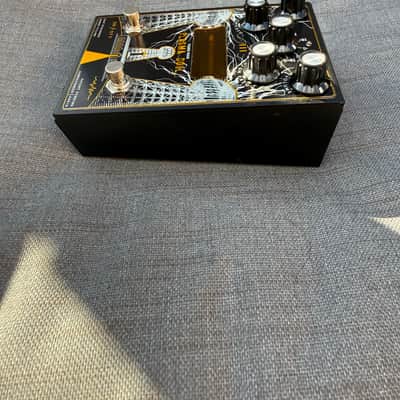 Gamechanger Audio / Third Man Records Plasma Coil Distortion Fuzz - Excellent w/ Box image 2