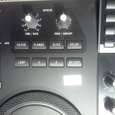 Stanton SCS.4DJ DJ Controller image 3
