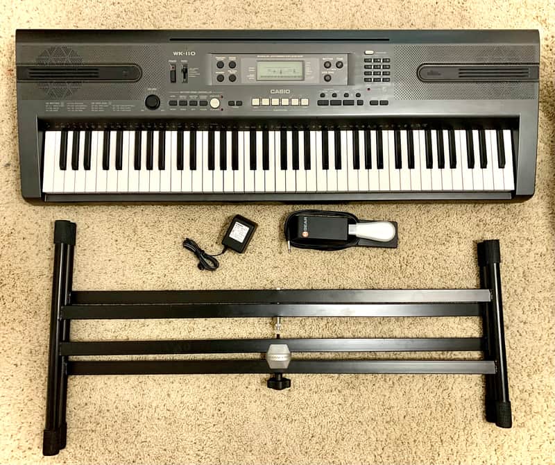 Casio WK-110 (スタンドあり) s-l400.jpg