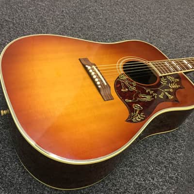 Gibson Hummingbird 50th Anniversary 2010 Heritage Cherry Sunburst image 3